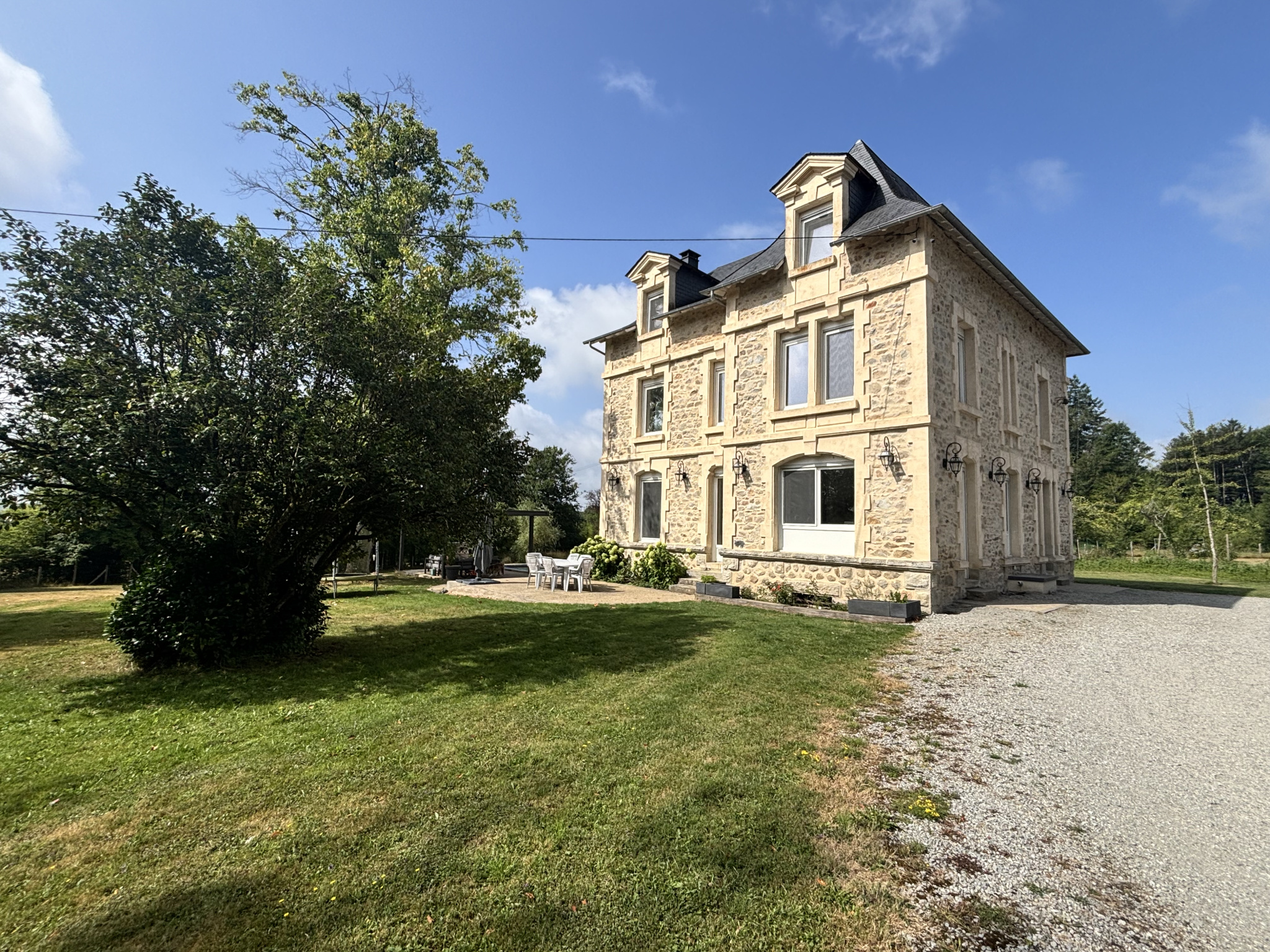 Agence immobilière de IMMOdu19.FR Seilhac